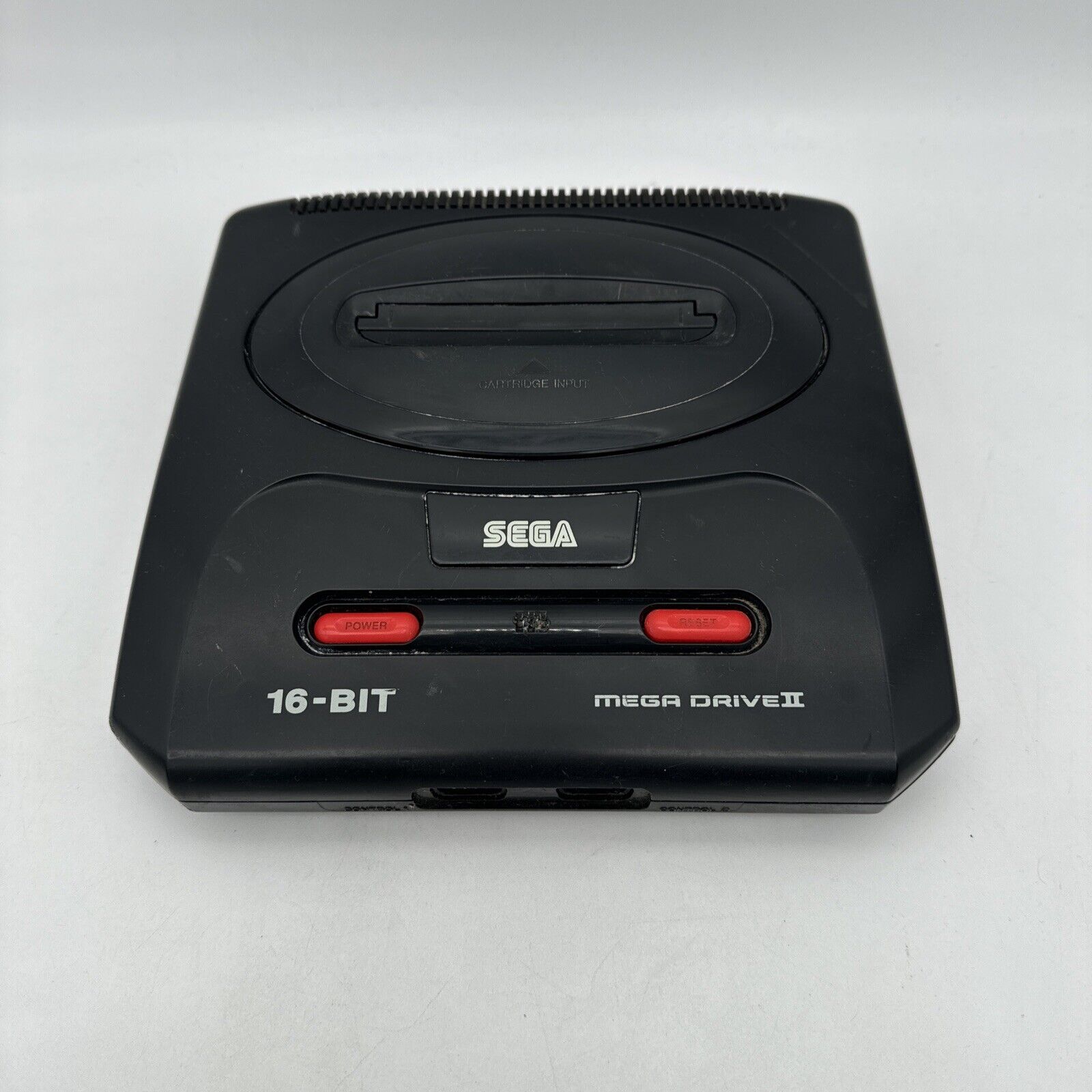     HS - Sega Megadrive 2 Console ne fonctionne pas